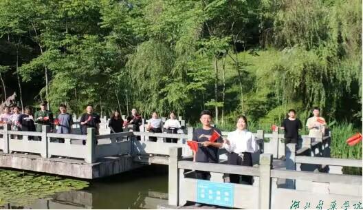 英国上市公司365