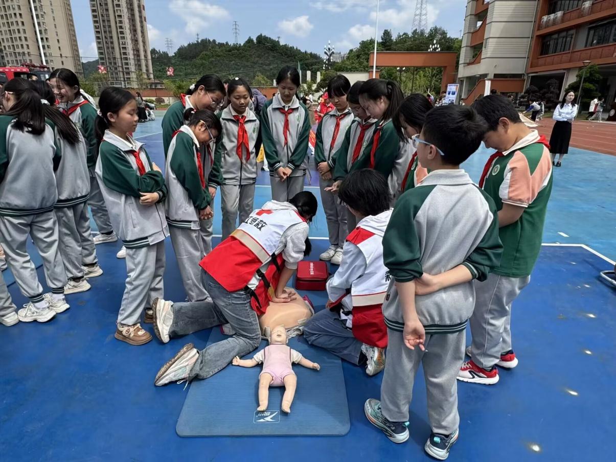 英国上市公司365