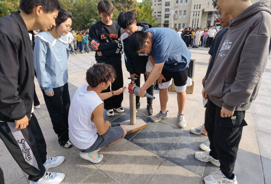 英国上市公司365