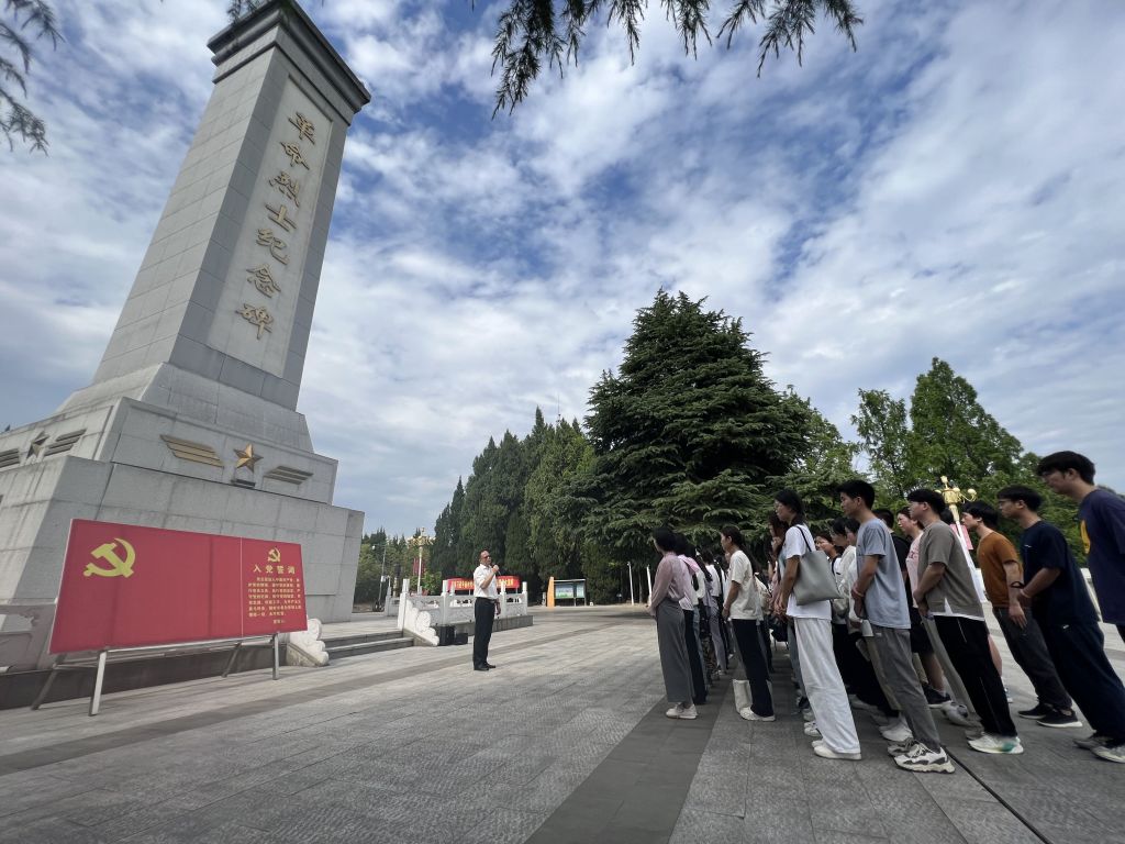 英国上市公司365