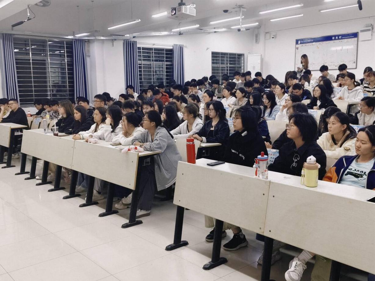 英国上市公司365