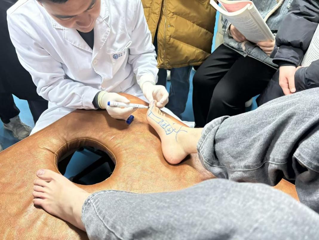 英国上市公司365