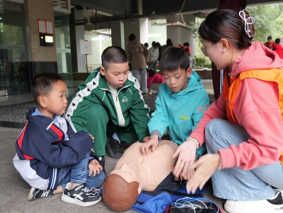 英国上市公司365