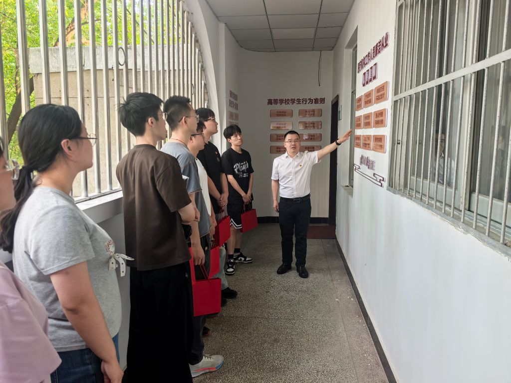 英国上市公司365