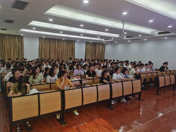 英国上市公司365