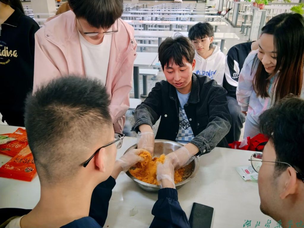 英国上市公司365