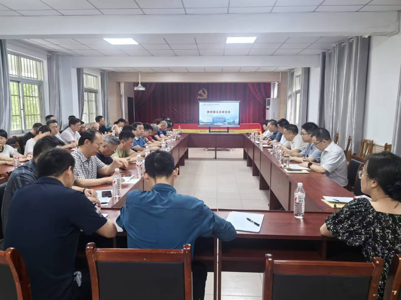 英国上市公司365