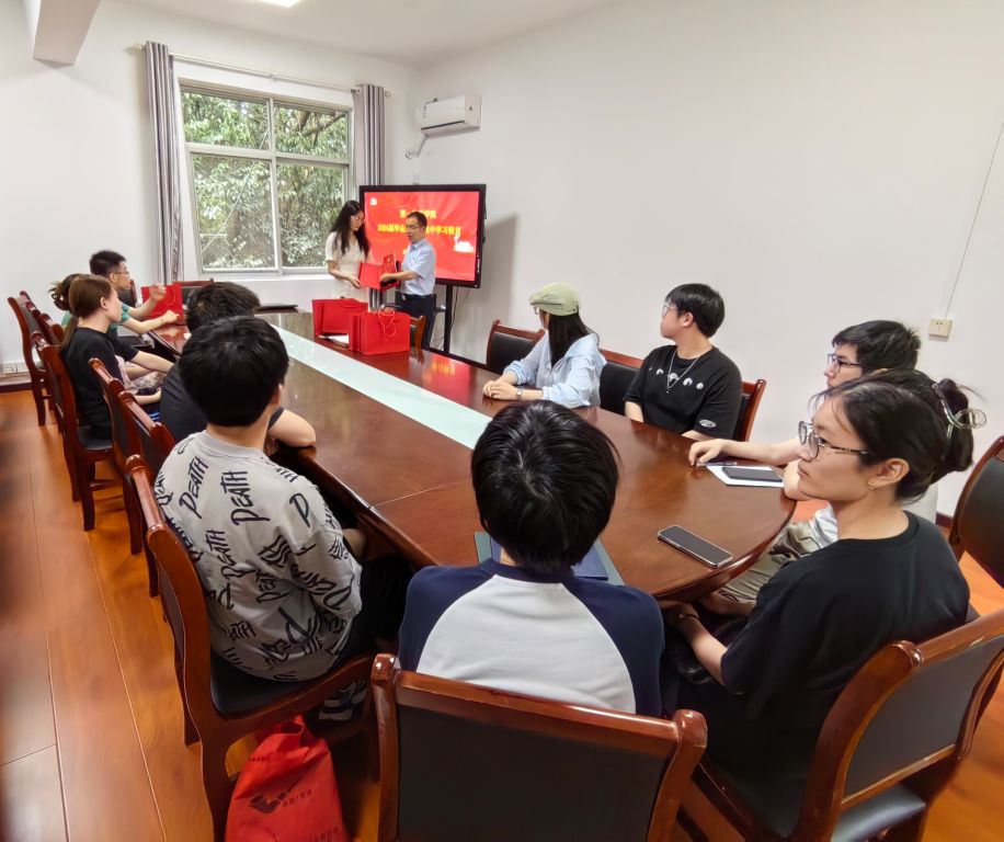 英国上市公司365