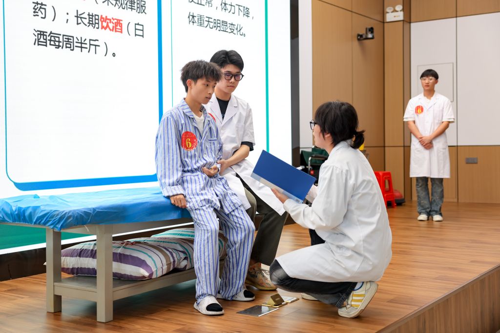 英国上市公司365